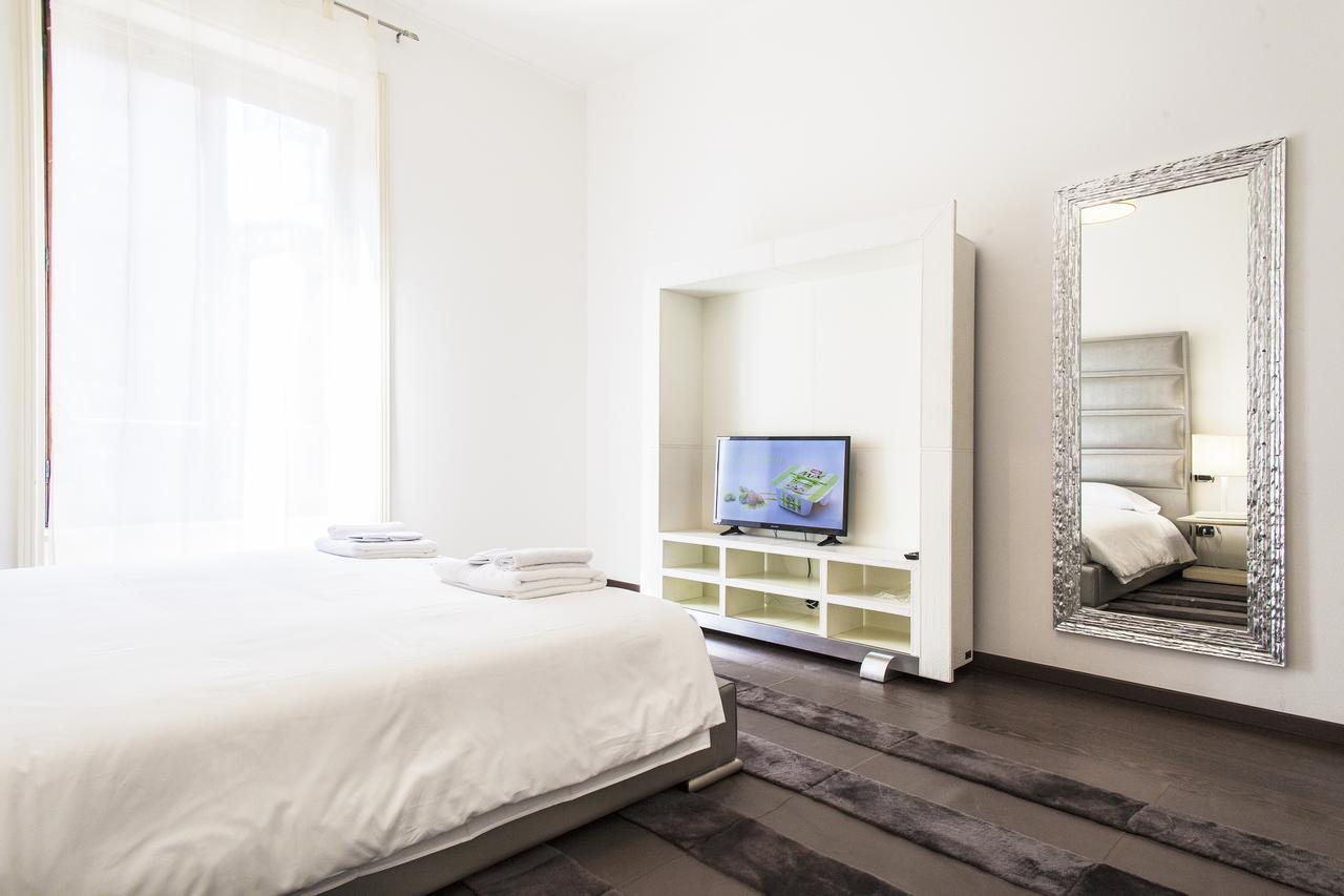 Hemeras Boutique Homes - Design Apartments In Milan Center ภายนอก รูปภาพ