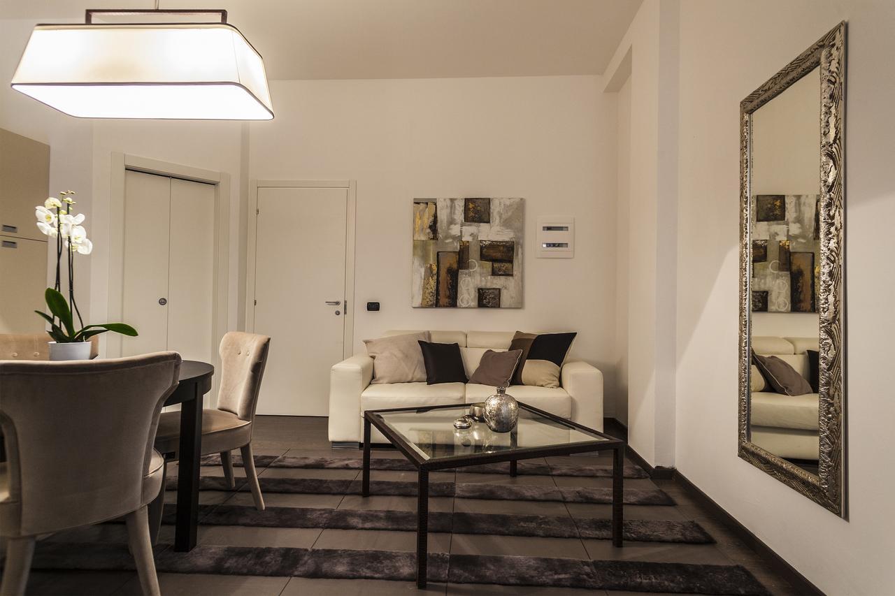 Hemeras Boutique Homes - Design Apartments In Milan Center ภายนอก รูปภาพ