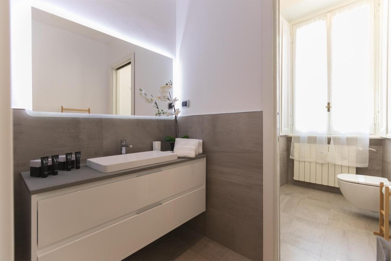 Hemeras Boutique Homes - Design Apartments In Milan Center ภายนอก รูปภาพ